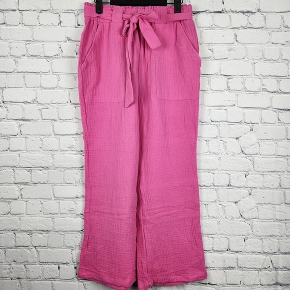 Sincerly Jules Pants - NWT Sincerely Jules Size L Pink Cropped Pants